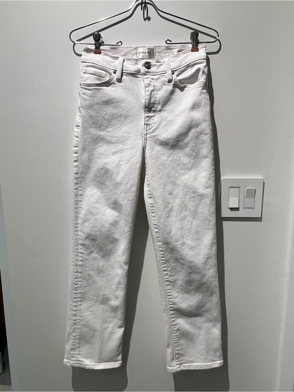 FRAME Le Sleek Straight White High Rise Jeans 26